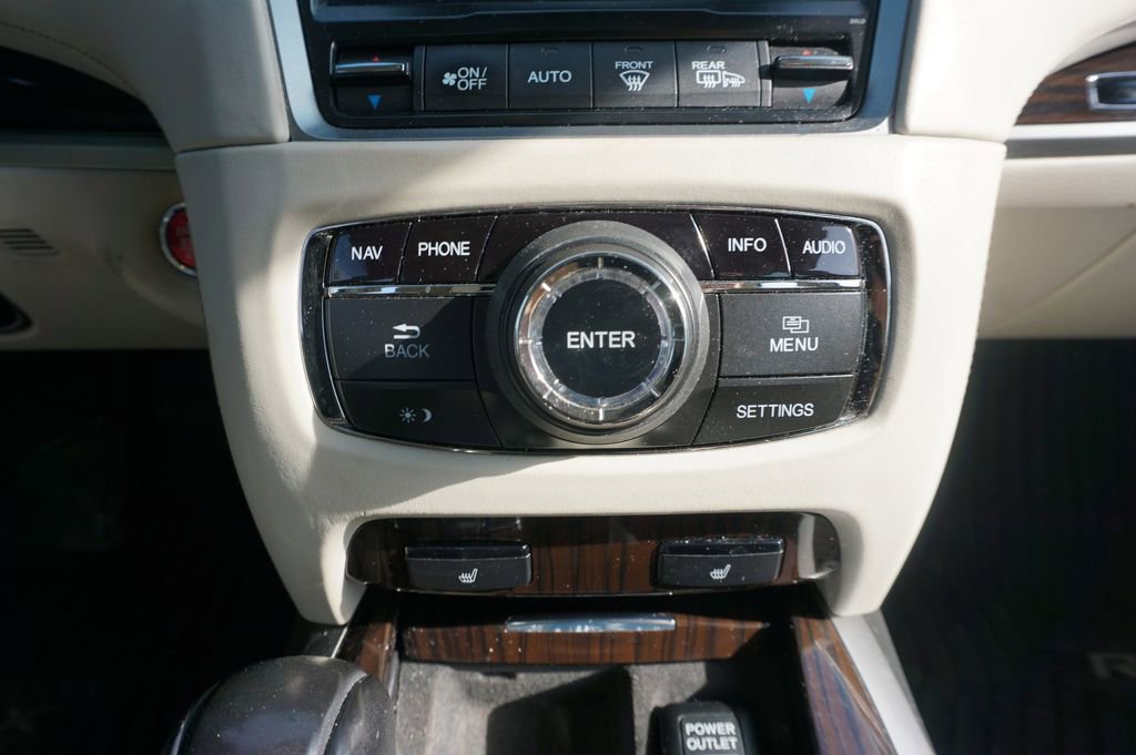 Used 2015 Acura RLX w/ Technology Package image 11