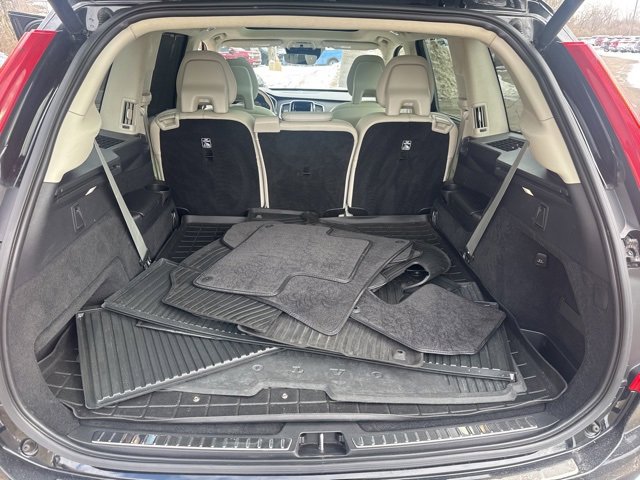 Used 2021 Volvo XC90 T6 Inscription w/ Lounge Package image 36