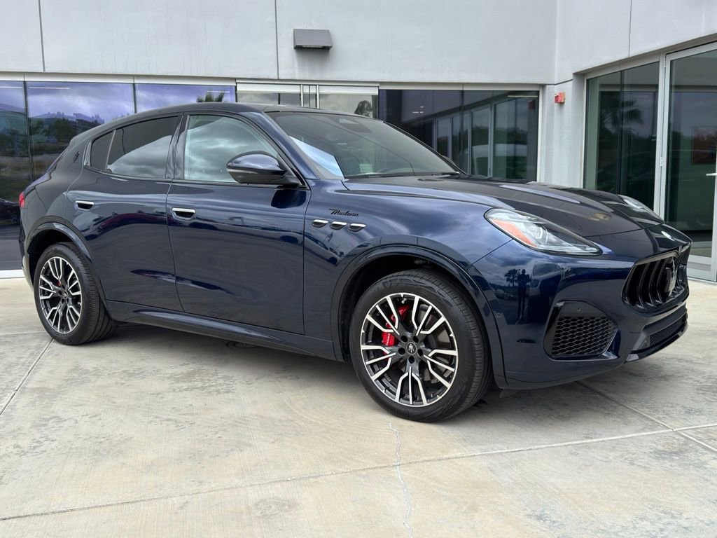 Certified 2023 Maserati Grecale Modena image 1