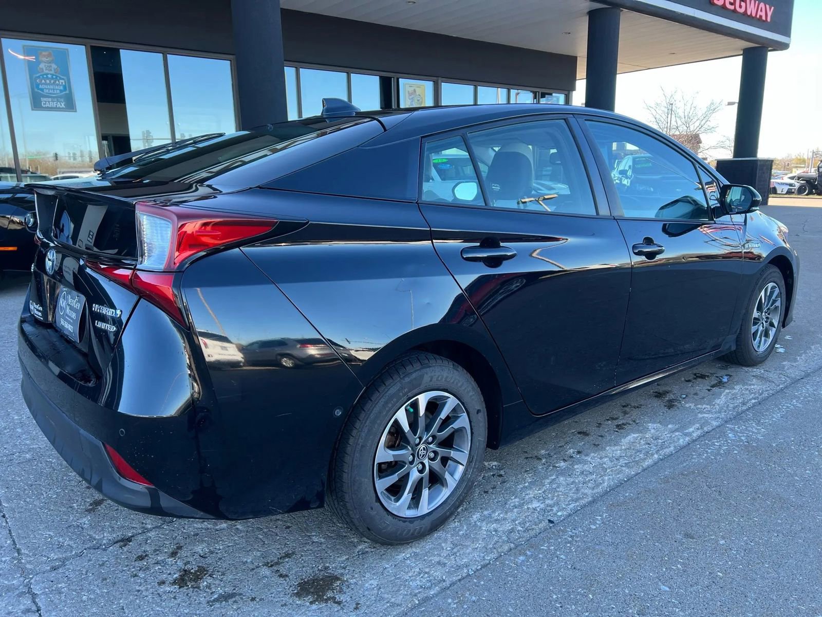 Used 2019 Toyota Prius Limited image 9