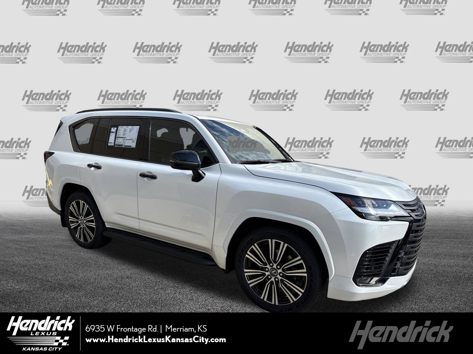 New 2025 Lexus LX 600 4WD w/ Luxury Package image 1