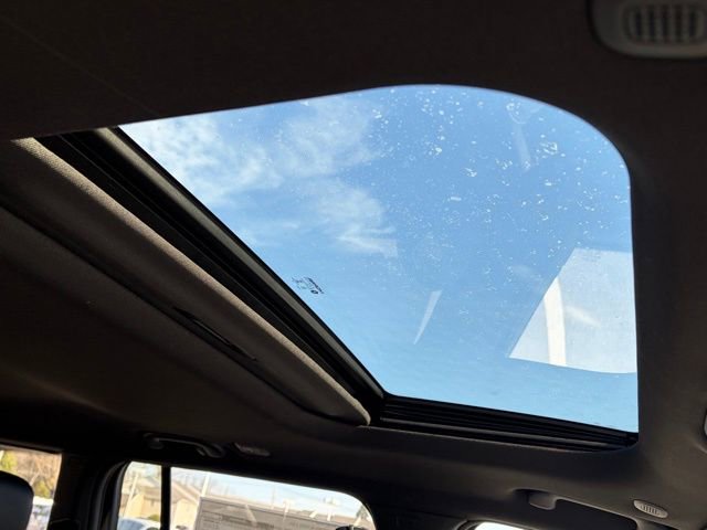 New 2025 Jeep Grand Cherokee Altitude w/ Trailer Tow Package image 30