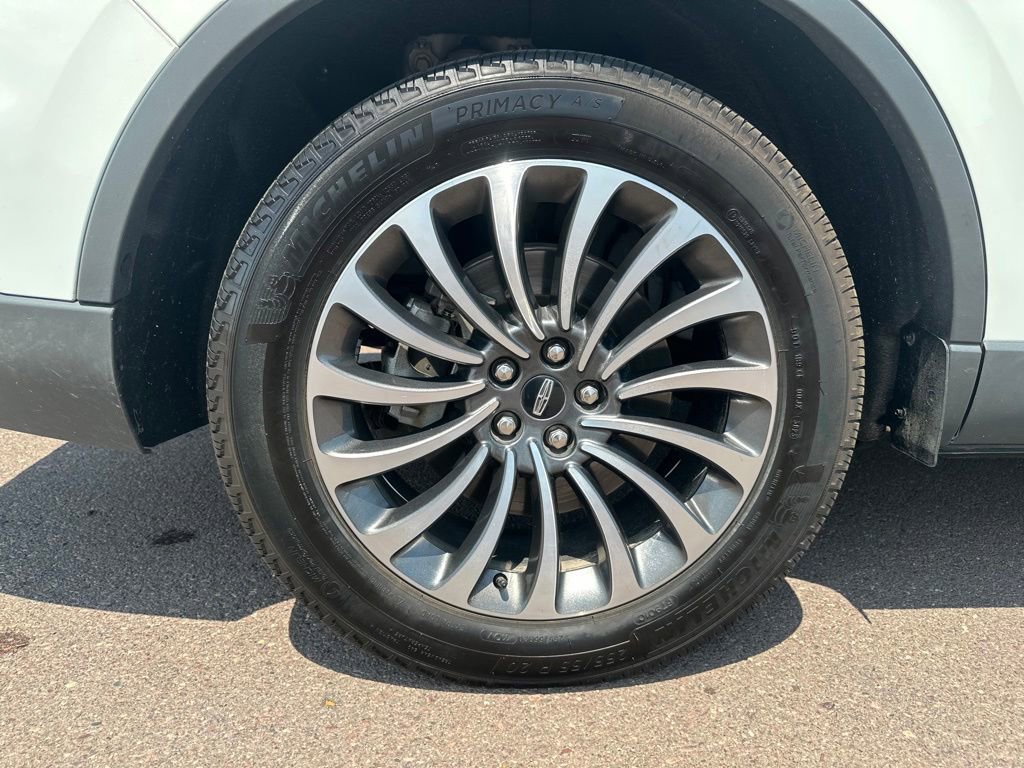 Used 2023 Lincoln Aviator AWD w/ Premium Package image 39
