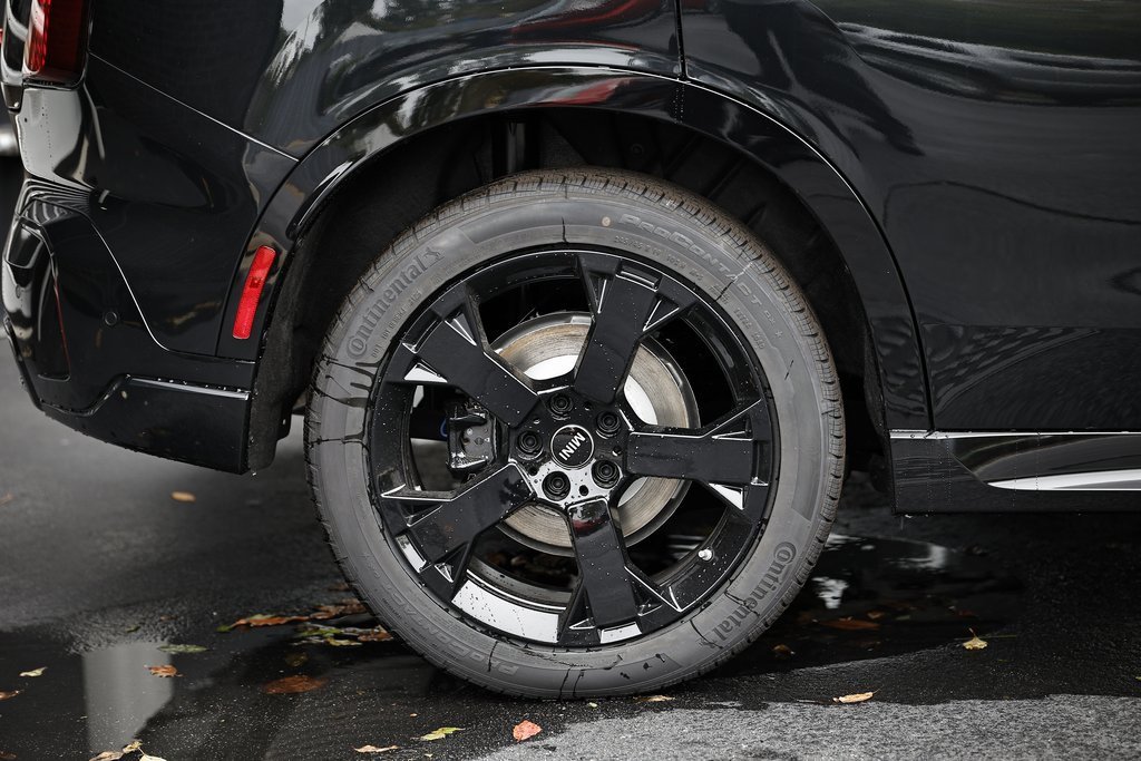 New 2026 MINI Cooper Countryman S w/ Comfort Package Max image 6