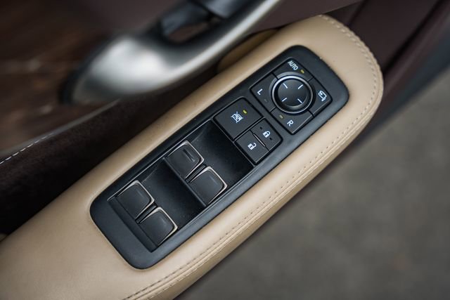 Used 2020 Lexus LS 500 AWD w/ Interior Upgrade Package image 44