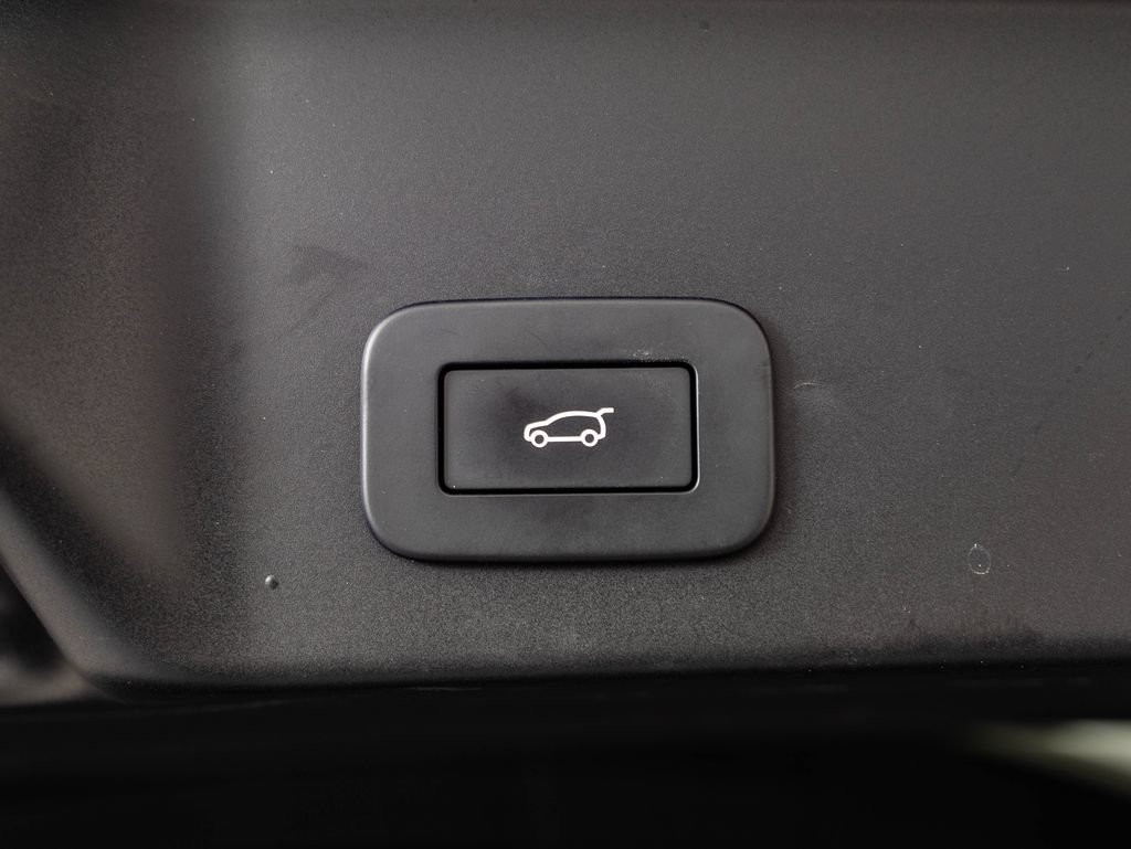 Used 2023 Land Rover Range Rover Evoque SE AWD/4WD image 22
