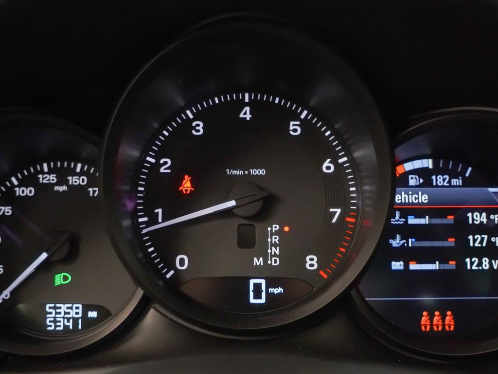 Certified 2025 Porsche Macan image 26