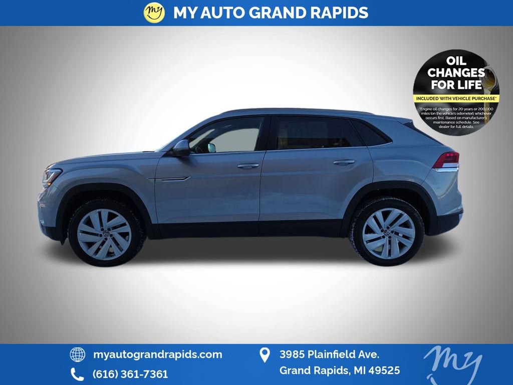 Used 2022 Volkswagen Atlas Cross Sport SE image 4