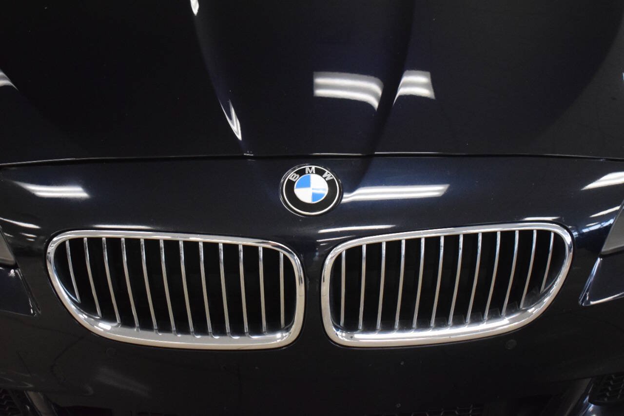Used 2013 BMW 528i Sedan RWD image 12