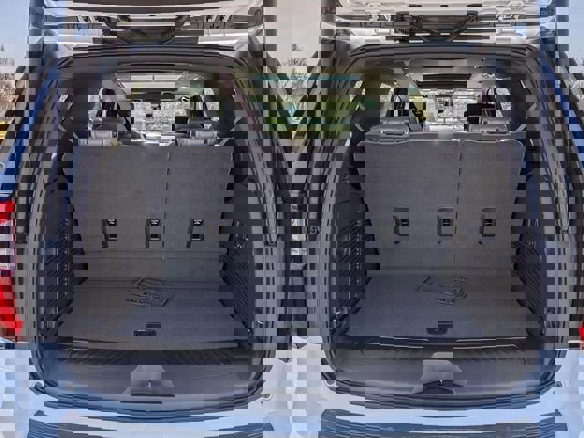 New 2026 GMC Yukon Elevation w/ Elevation Premium Package image 35