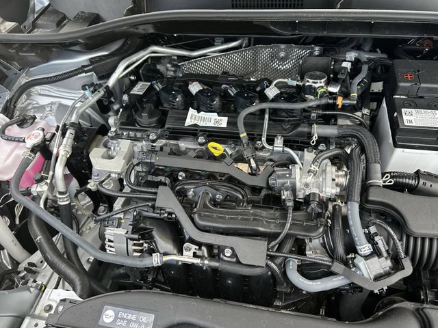 Used 2026 Toyota Corolla Cross XLE FWD image 35
