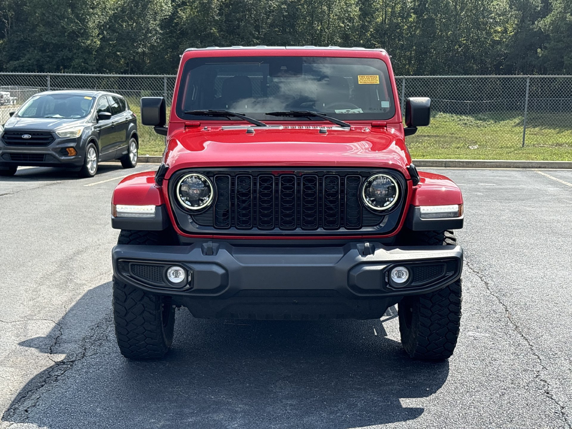 Used 2024 Jeep Gladiator Sport AWD/4WD image 25