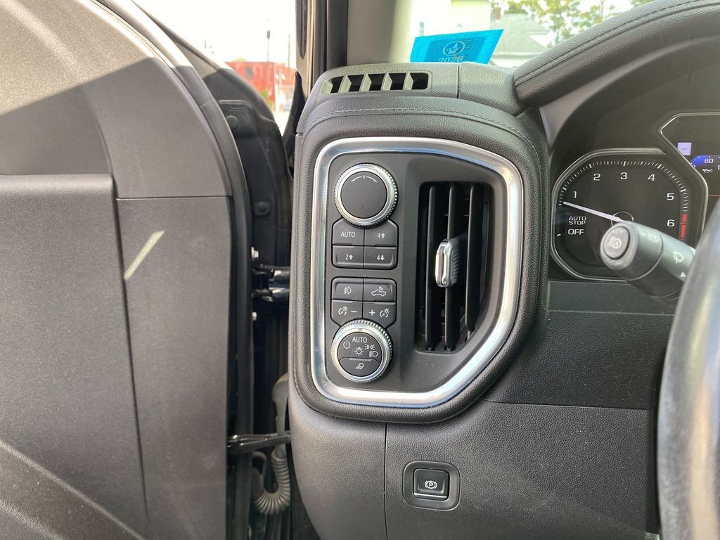 Used 2019 GMC Sierra 1500 Denali w/ Driver Alert Package II AWD/4WD image 14
