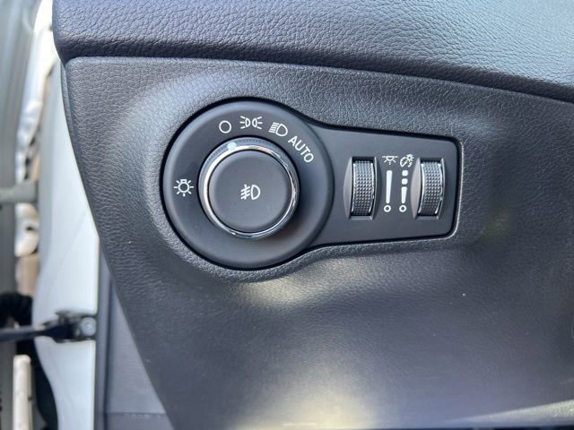 Used 2019 Jeep Compass Latitude w/ Popular Equipment Group image 10