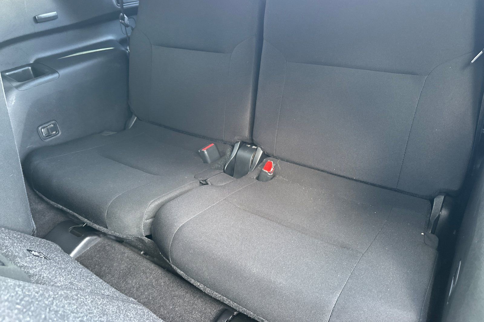 Used 2022 Mitsubishi Outlander ES image 17