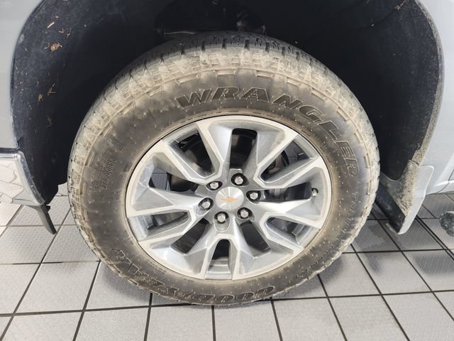 Used 2026 Chevrolet Silverado 1500 LT AWD/4WD image 7