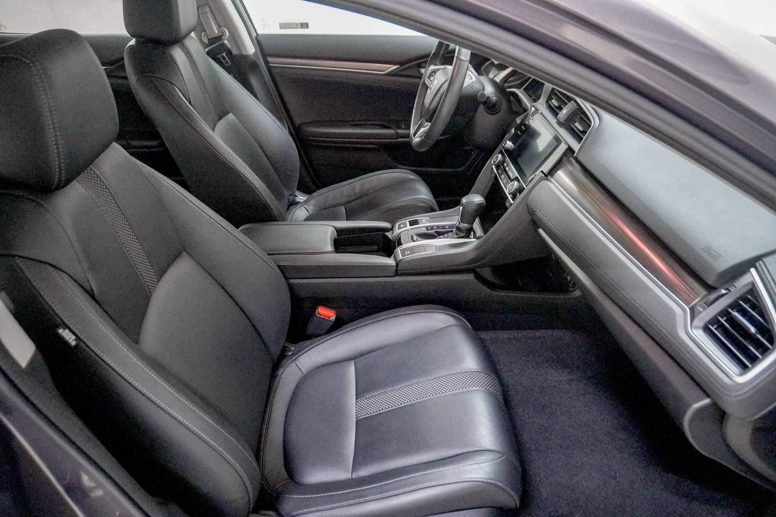 Used 2020 Honda Civic EX-L image 32