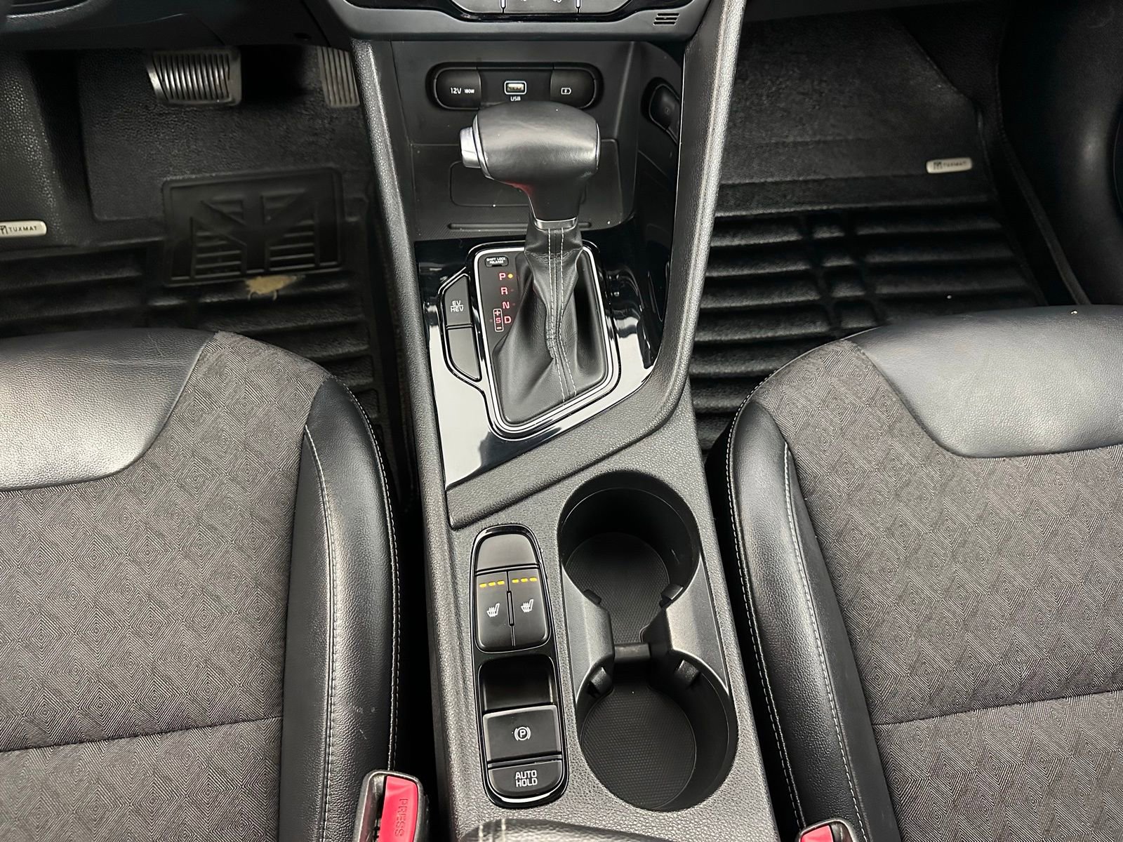 Used 2020 Kia Niro EX image 16