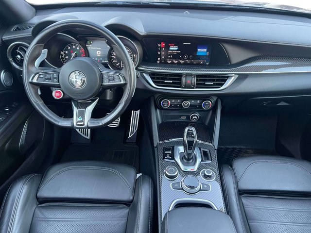Used 2022 Alfa Romeo Stelvio Quadrifoglio AWD/4WD image 14