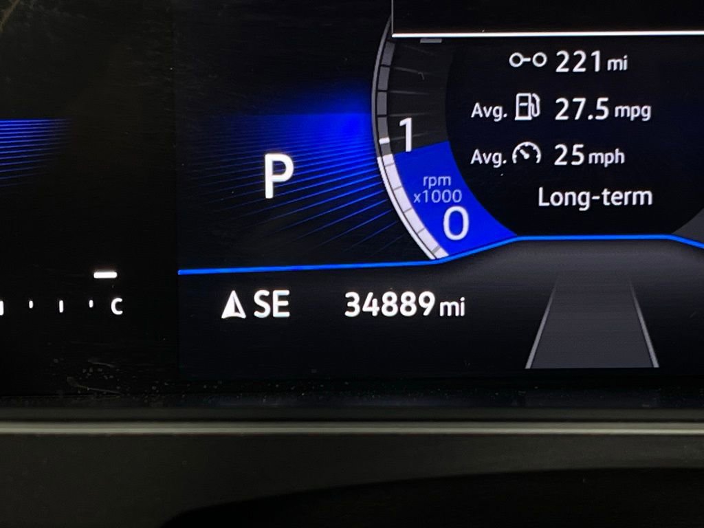 Used 2024 Volkswagen Tiguan Wolfsburg Edition image 15