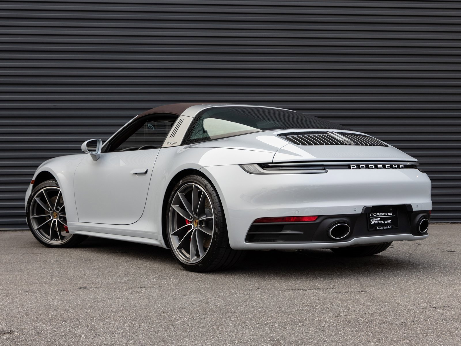 Used 2024 Porsche 911 Targa 4S w/ Premium Package image 6