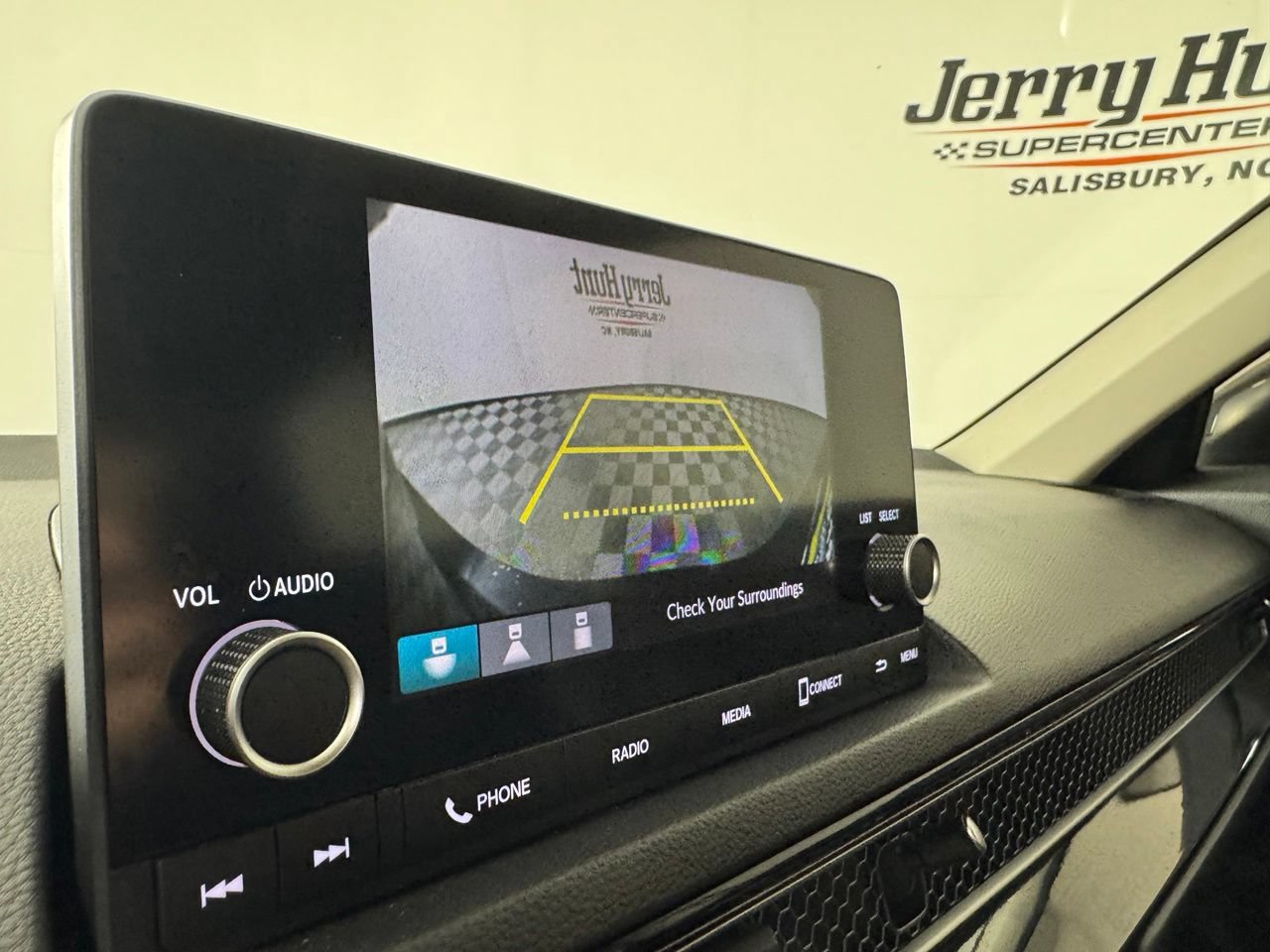 Used 2022 Honda Civic LX image 3
