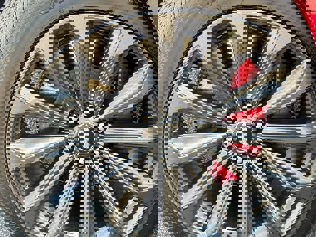 Used 2025 Cadillac Escalade V image 13