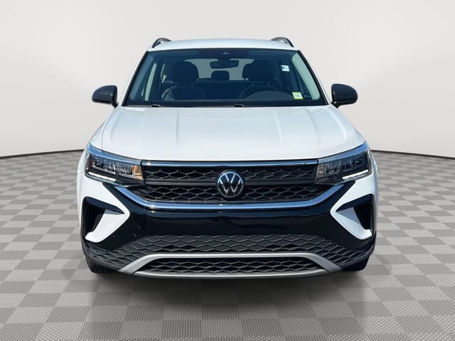 Used 2024 Volkswagen Taos S FWD image 2