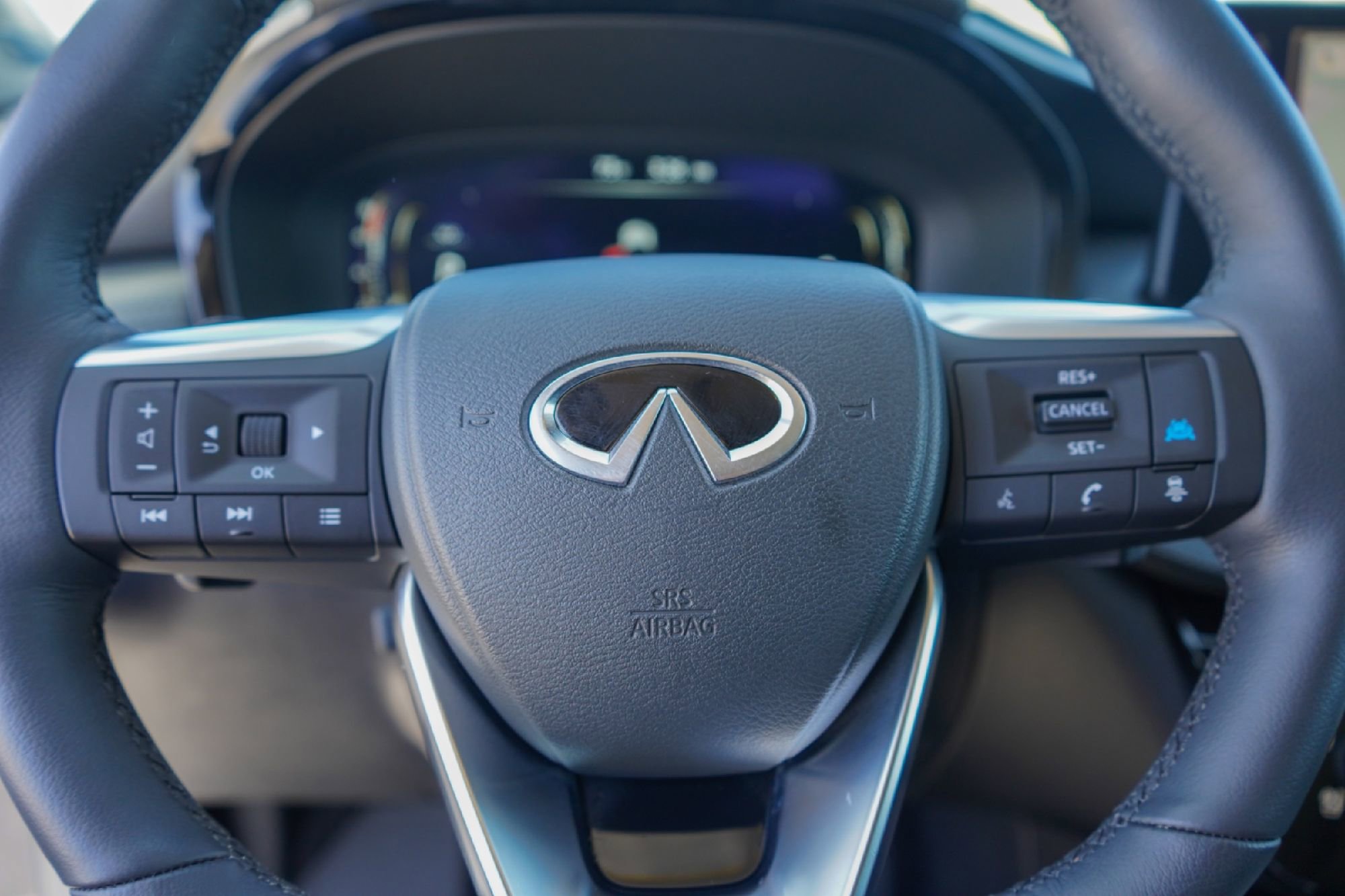 Certified 2026 INFINITI QX60 Luxe w/ Cargo Package image 10