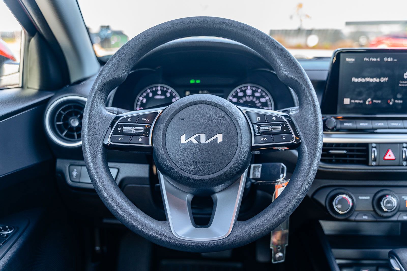 Used 2023 Kia Forte LXS image 22