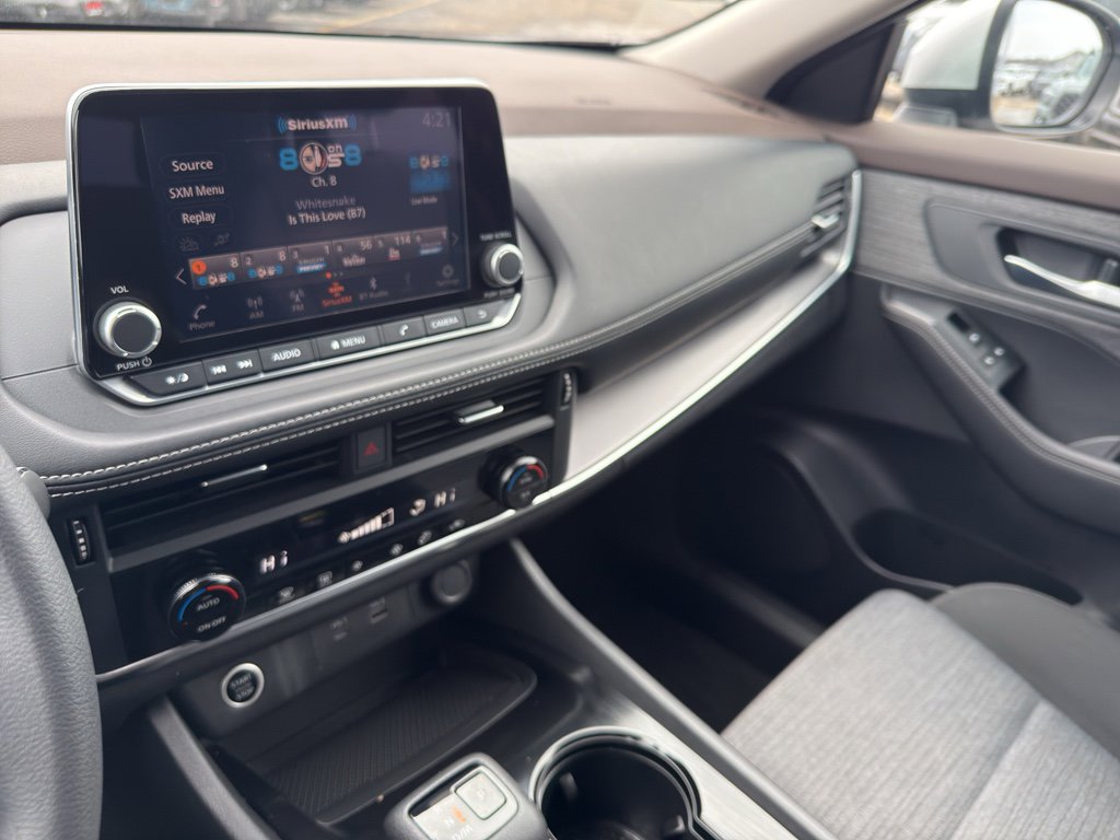 Certified 2023 Nissan Rogue SV image 21