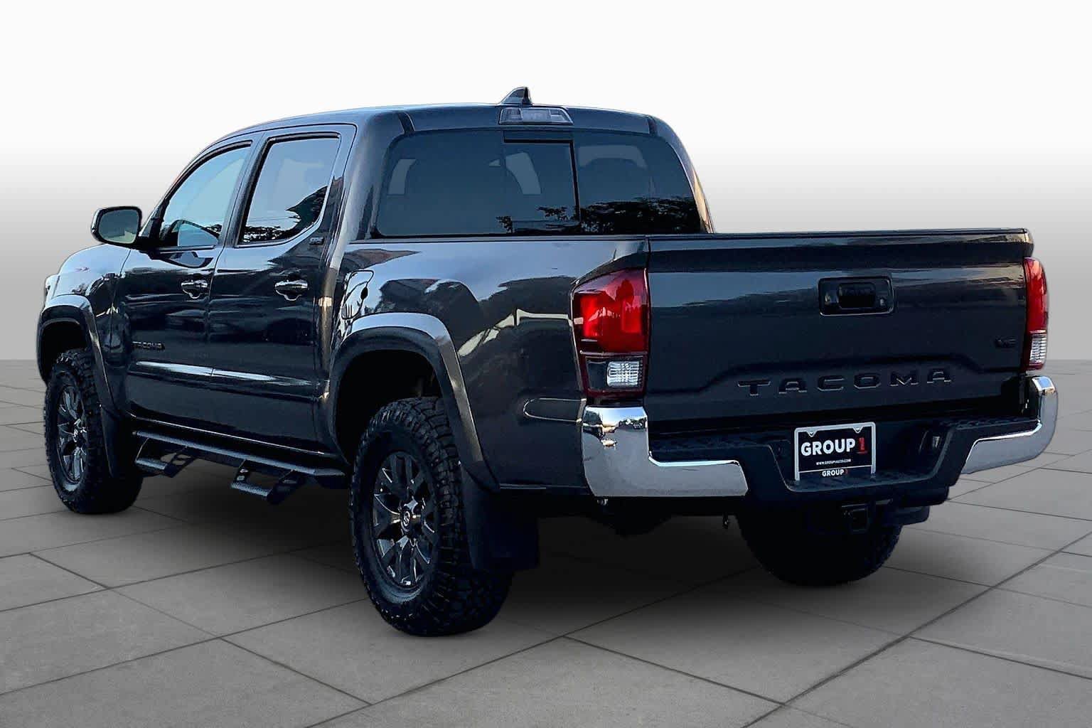 Used 2023 Toyota Tacoma SR5 RWD image 11