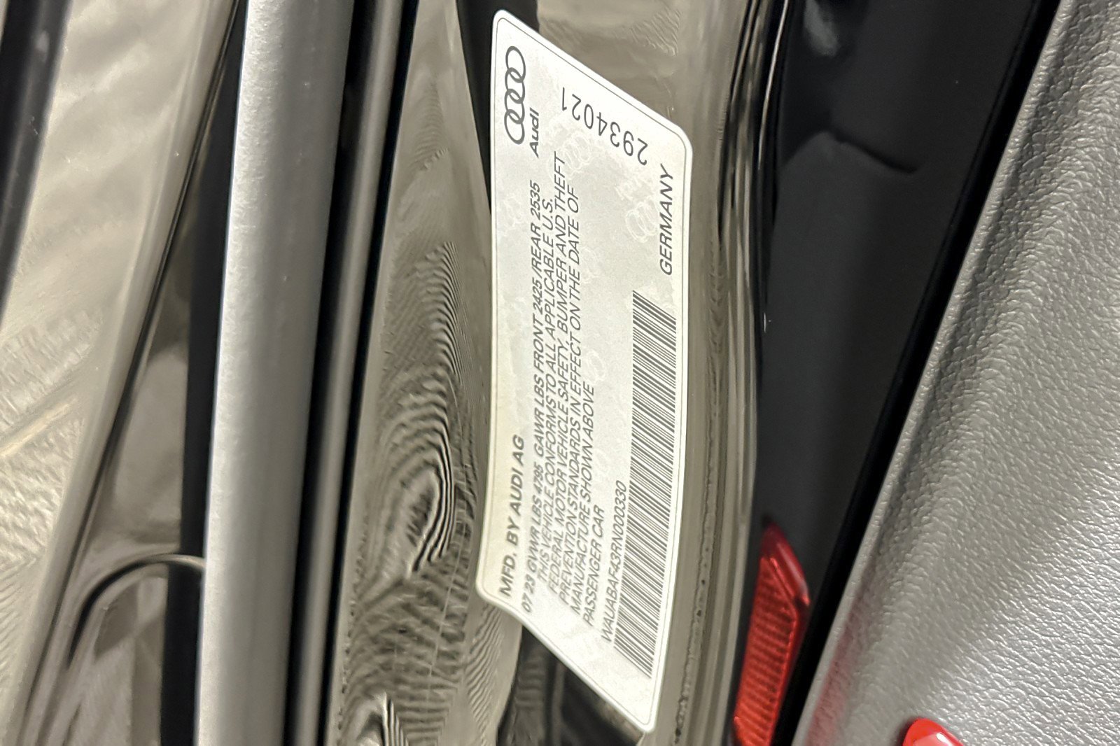 Used 2024 Audi A4 2.0T Premium w/ Convenience Package image 25