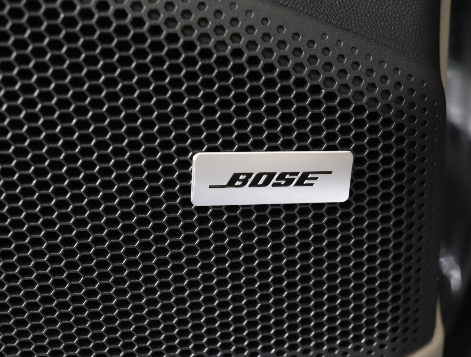 Used 2024 Porsche Macan 4 Electric image 26