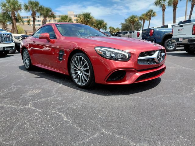 Used 2018 Mercedes-Benz SL 550 image 2