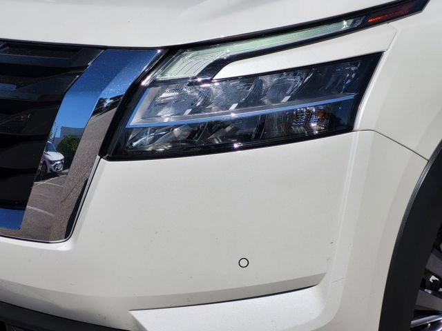 Certified 2022 Nissan Pathfinder SL w/ SL Premium Package AWD/4WD image 5