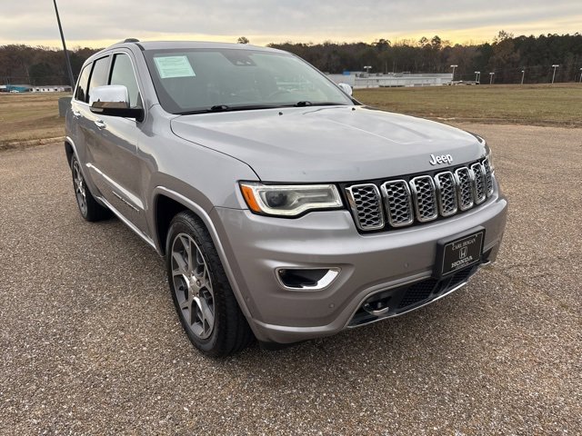 Used 2019 Jeep Grand Cherokee Overland image 2