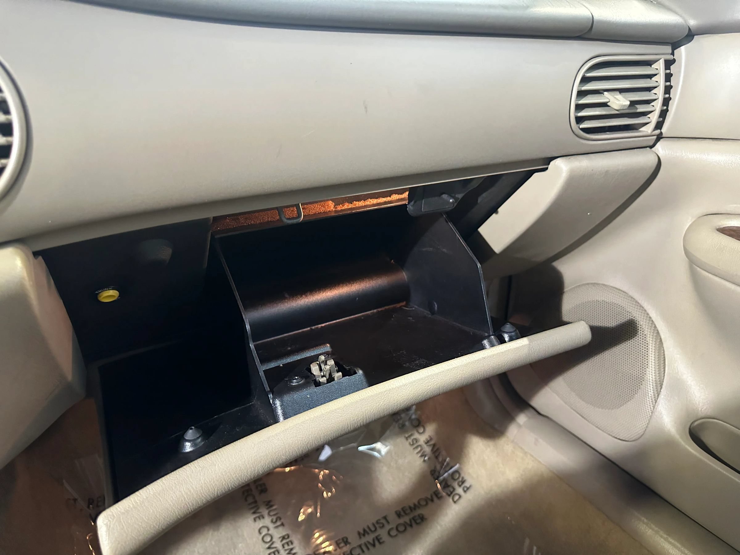 Used 2004 Buick Century Custom FWD image 19