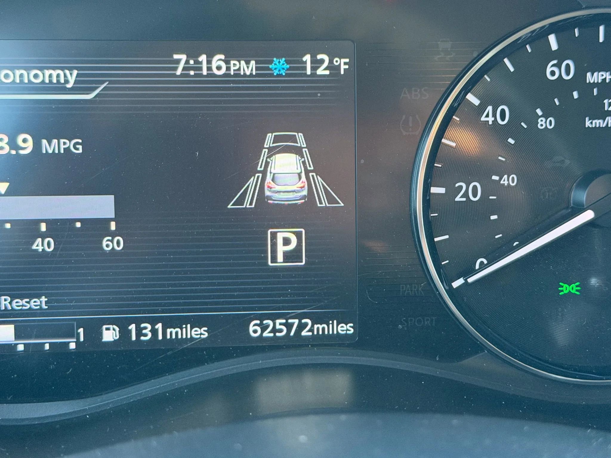 Used 2022 Nissan Kicks SV FWD image 9