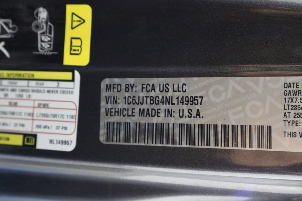 Used 2022 Jeep Gladiator Rubicon w/ LED Lighting Group AWD/4WD image 40