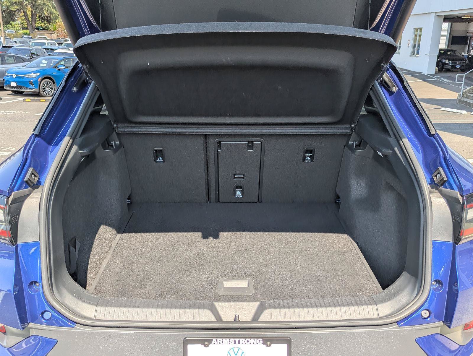 Used 2022 Volkswagen ID.4 Pro S AWD/4WD image 29