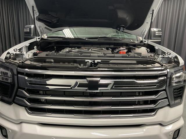 New 2026 Chevrolet Silverado 3500 High Country w/ High Country Premium Package image 18