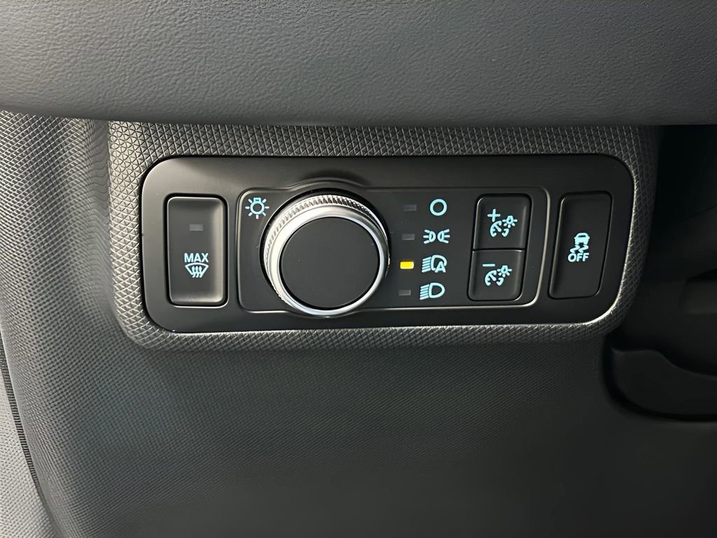 Used 2022 Ford Mustang Mach-E Premium image 25