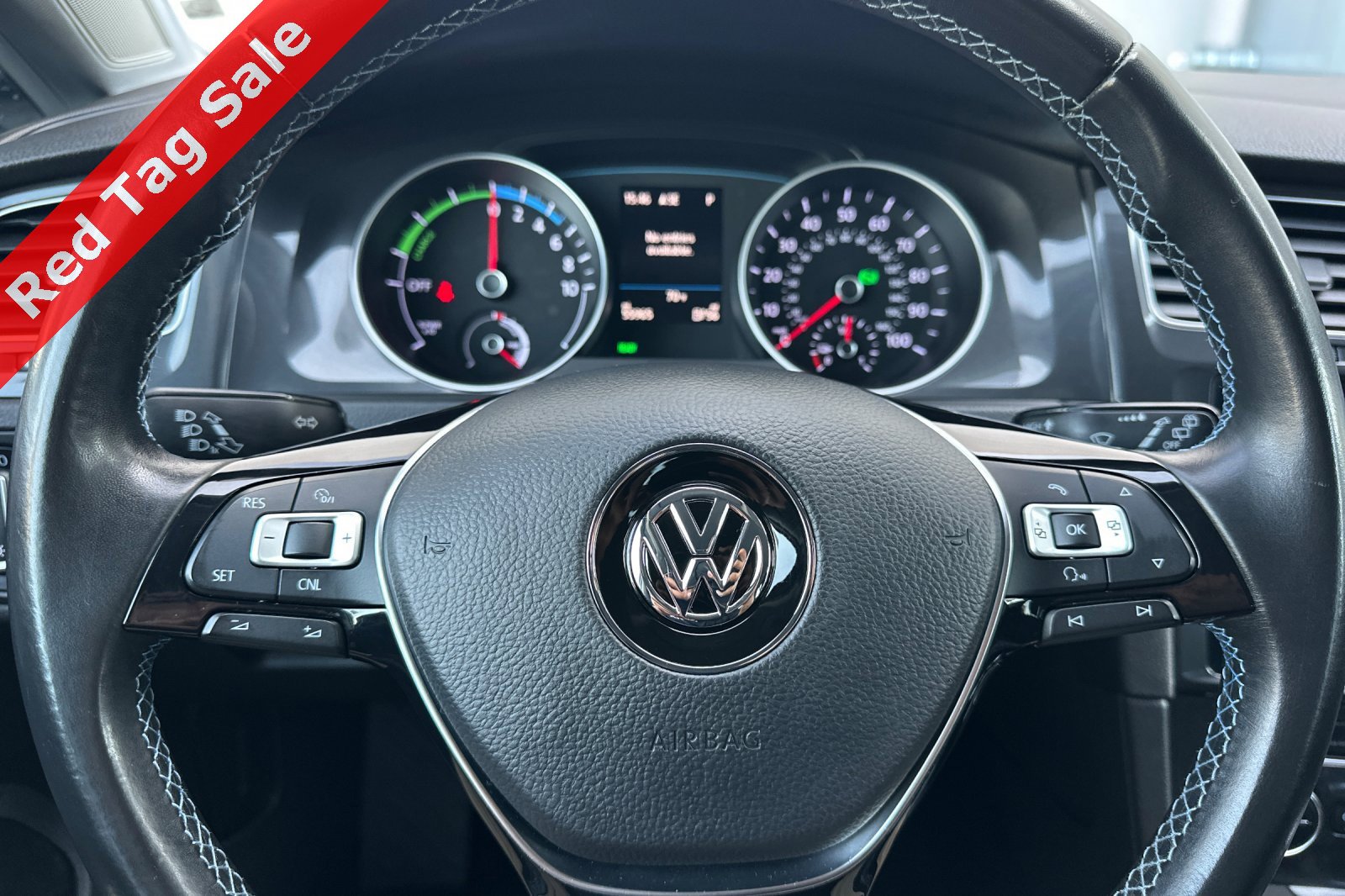 Used 2017 Volkswagen e-Golf SEL Premium image 24