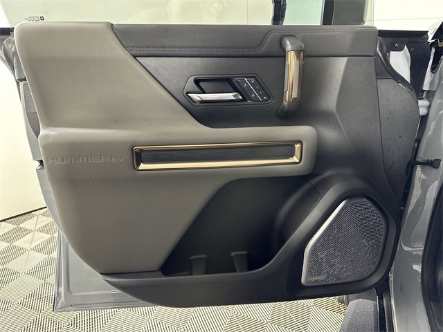 New 2025 GMC Hummer EV 3X w/ LPO, Sport Package image 23