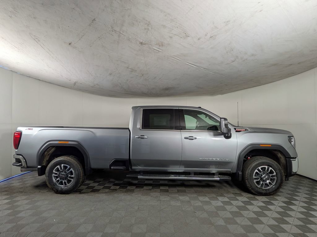 New 2026 GMC Sierra 2500 SLE w/ SLE Value Package; AWD/4WD image 6