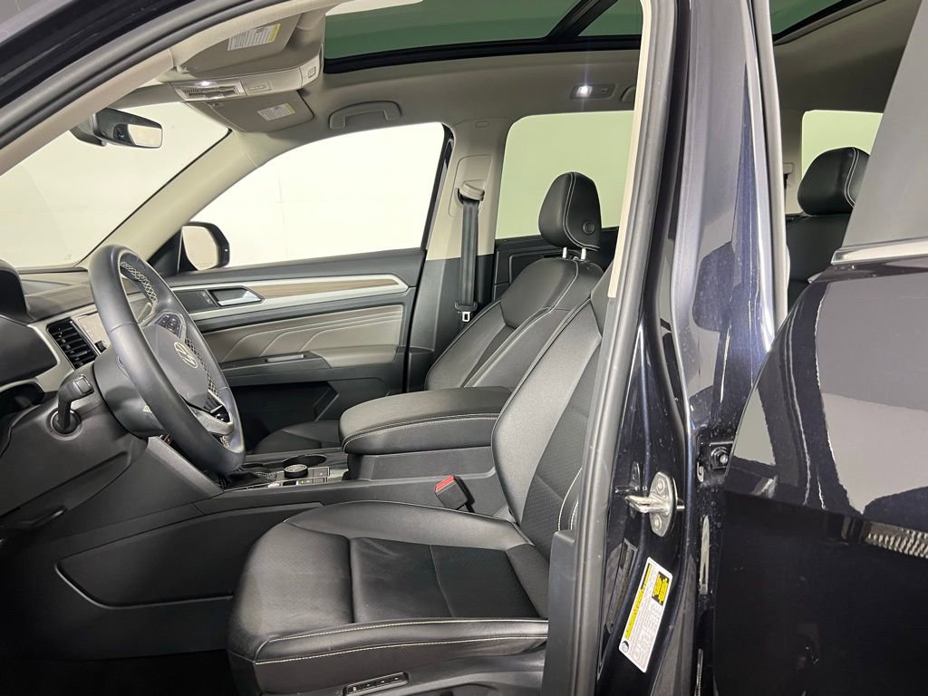 Used 2023 Volkswagen Atlas SEL image 24