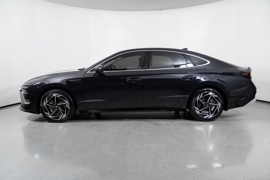 New 2026 Hyundai Sonata SEL FWD image 11