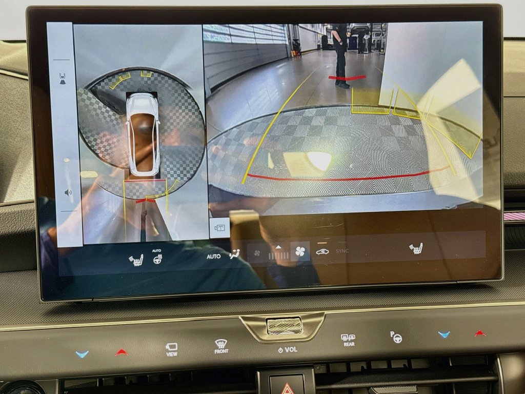 New 2026 Lexus ES 350h AWD w/ Accessory Package (Z2) image 13
