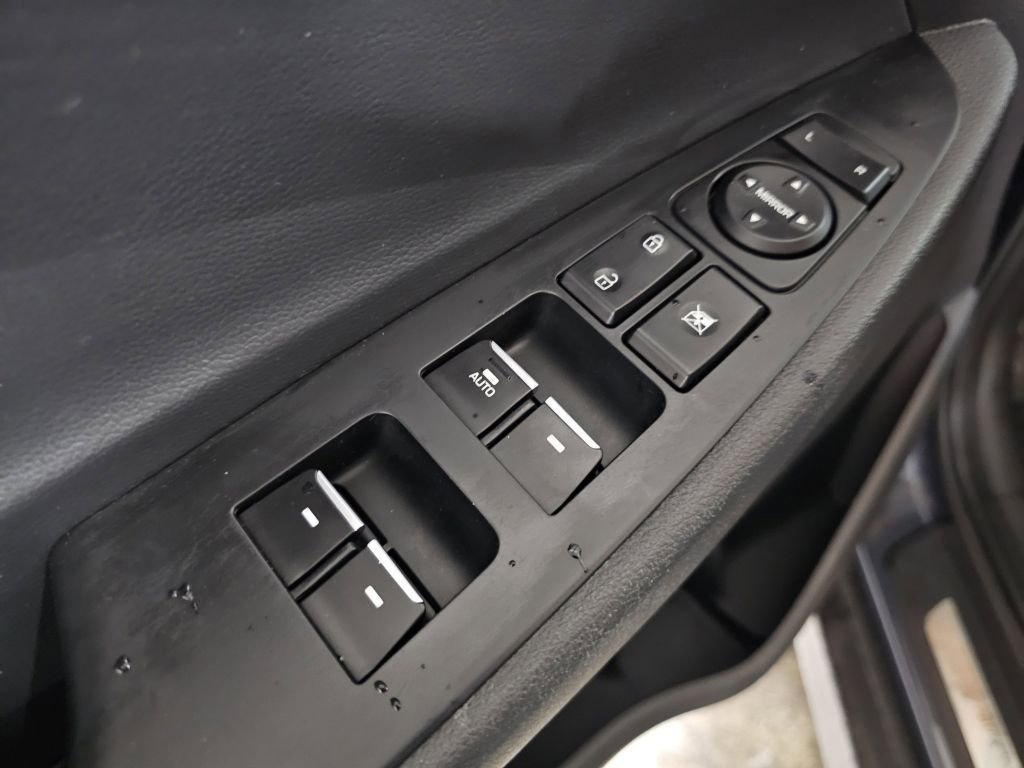 Used 2019 Hyundai Tucson Limited w/ Cargo Package image 28